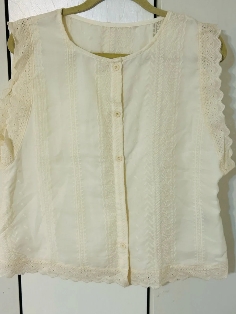 SHEIN Cream Lace-Trim Button Front Blouse - Picture 6 of 6